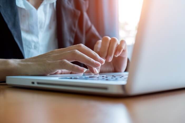 6 Tips Bugar saat Puasa di Kantor Meski Dikejar Deadline 6 Tips Bugar saat Puasa di Kantor Meski Dikejar Deadline