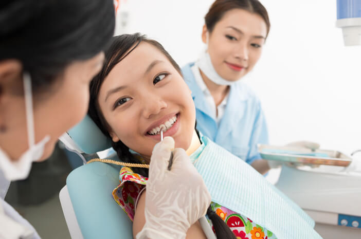 6 Tips Menjaga Kesehatan Gigi Saat Puasa