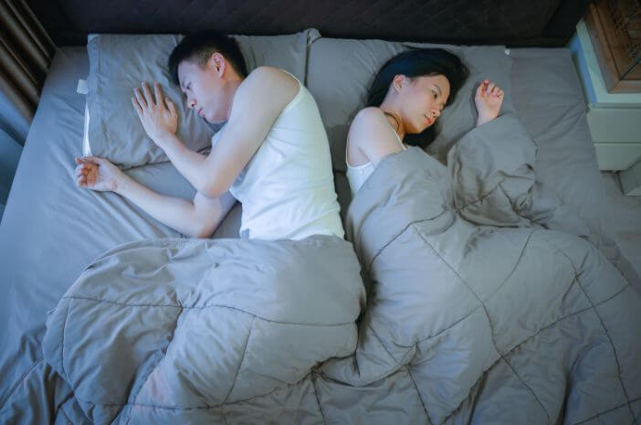 Posisi Tidur Pengaruhi Hubungan Pasangan yang Sudah Menikah Posisi Tidur Pengaruhi Hubungan Pasangan yang Sudah Menikah