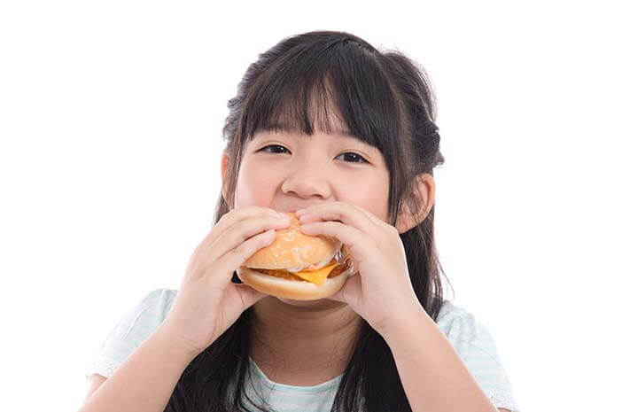 Anak-Anak Juga Bisa Kena Binge Eating, Benarkah?