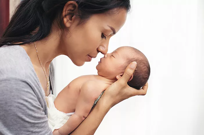 5 Sifat Bayi yang Diwarisi dari Ibu