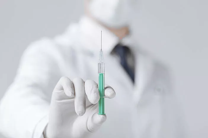 Ketahui Fakta Uji Coba Vaksin Corona di Inggris