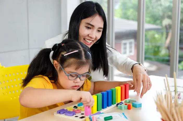 Cara Memilih Homeschooling untuk Anak dengan Autisme