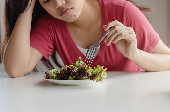 Kurang Makan Buah dan Sayur Sebabkan Mood Swing, Ini Penjelasannya