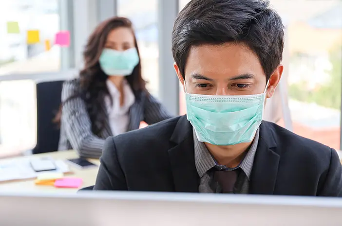 Tips Jaga Kesehatan saat WFO di Tengah Pandemi