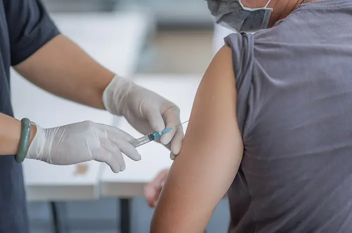 Yang Harus Diperhatikan Jika Muncul Reaksi Alergi Akibat Vaksin Corona