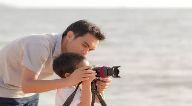 Kenalan dengan Manfaat Mengajarkan Fotografi untuk Anak