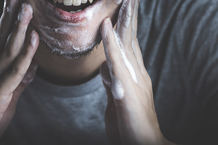 5 Mitos Seputar Cuci Muka yang Perlu Diketahui