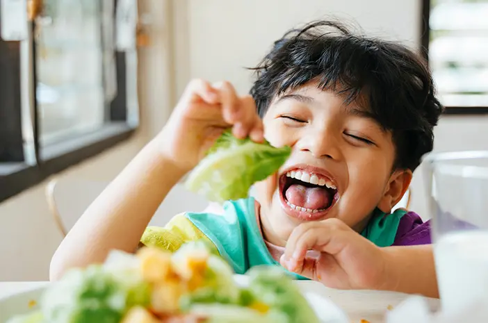 3 Makanan yang Memenuhi Nutrisi Otak untuk Anak