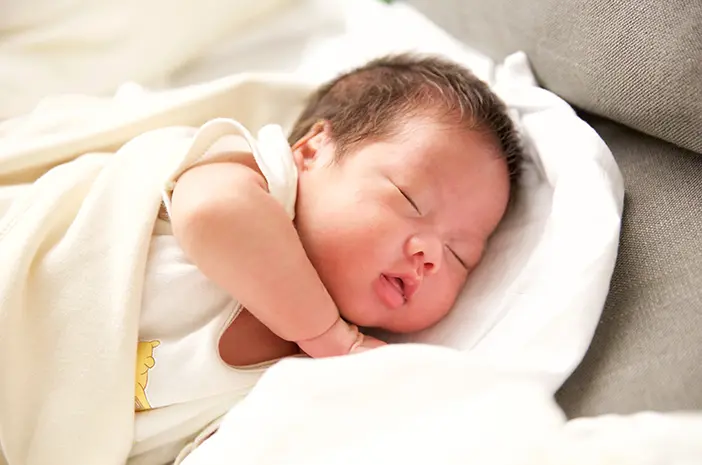 Normalkah Bayi Tidur Lebih Lama di Siang Hari?