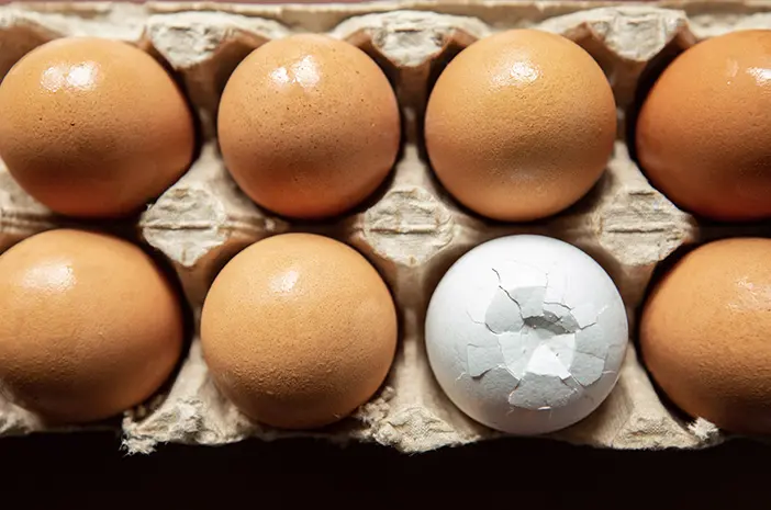 Hati-Hati, Ini Dampak Konsumsi Telur yang Sudah Retak