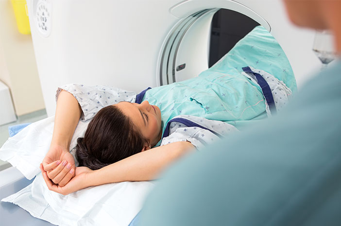 Pentingnya Lakukan CT Scan setelah Cedera Kepala