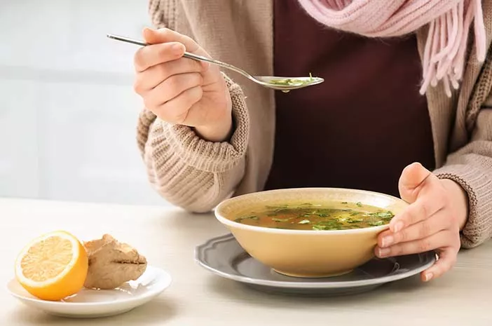 9 Makanan yang Baik untuk Dikonsumsi saat Flu 