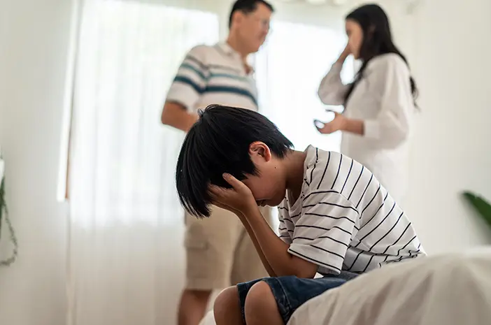 Orangtua Sering Bertengkar, Apa Dampaknya pada Anak?