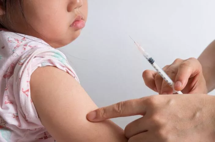 Akibat Tidak Vaksinasi, Biaya Pengobatan Semakin Melambung