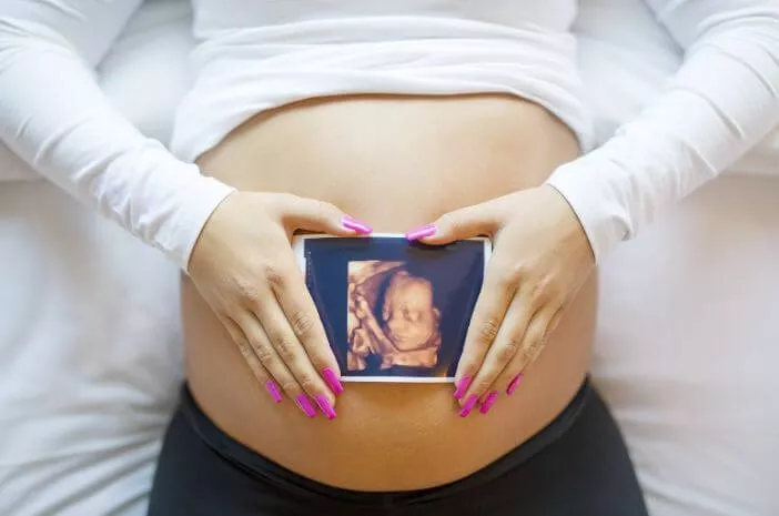 3 Hal Ini Bisa Diketahui dari USG 4D Kehamilan