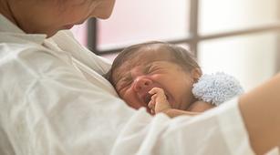 Mengatasi Diare pada Bayi, Ibu Harus Bagaimana?