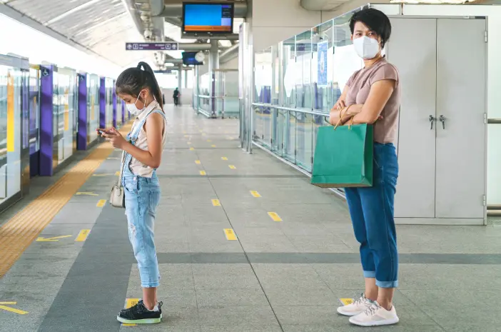 Tips Naik Kendaraan Umum selama New Normal