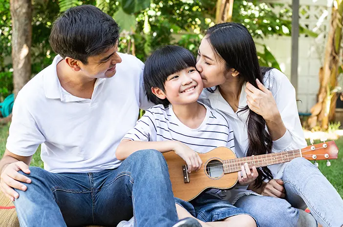 7 Trik bagi Orangtua Agar Bisa Dekat dengan Anak