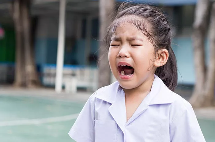 Ini 4 Tips Agar Anak Tidak Cengeng di Sekolah