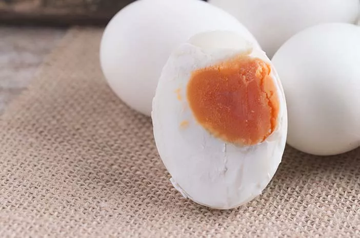 Adakah Batasan Aman Konsumsi Telur Asin?