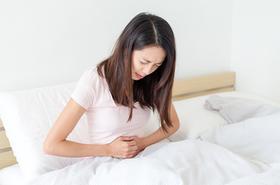 sakit perut karena flu perut atau gastroenteritis