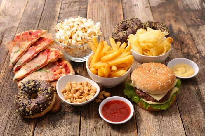 Pola Makan yang Buruk Bisa Sebabkan Hiperkolesterolemia