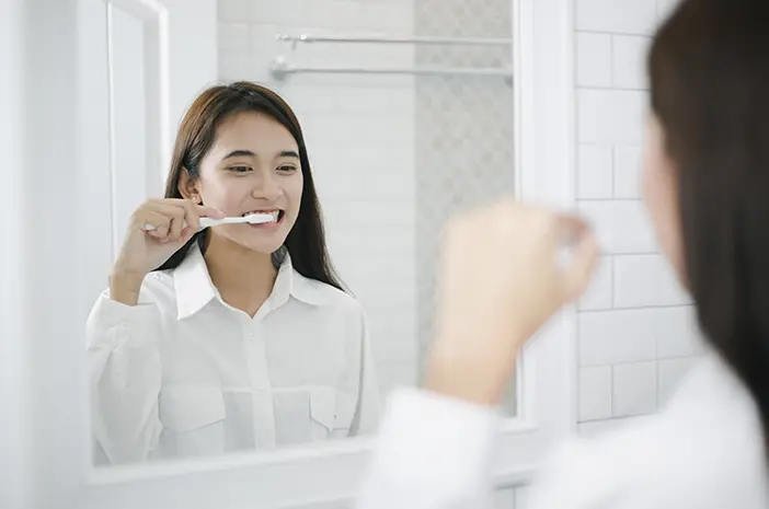 Sering Lakukan 8 Kebiasaan Ini Bisa Merusak Gigi