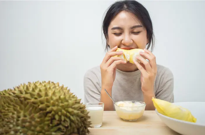 Apakah Ibu Menyusui Boleh Mengonsumsi Durian?