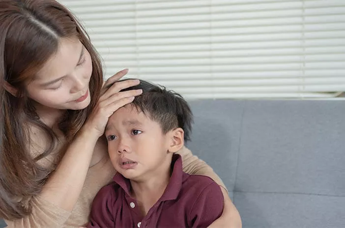 Orangtua Mesti Waspada Sakit Kepala Anak Bisa Berakibat Fatal
