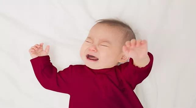 Ini 5 Trik Mengatasi Bayi yang Bangun Terlalu Pagi