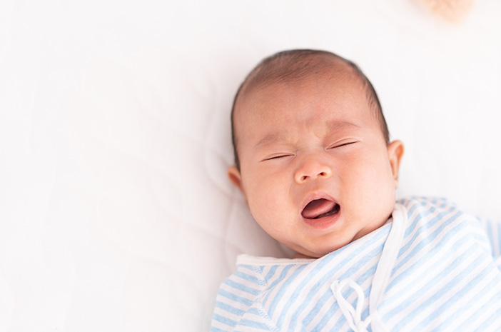 Sakit Tenggorokan pada Bayi, Apa Penyebabnya?