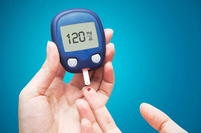 Perlukah Pengidap Diabetes Cek Gula Darah Saat Puasa?