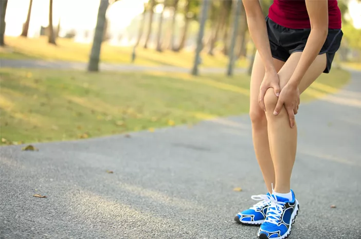 Tetap Berolahraga Meski Alami Nyeri Lutut, Benarkah?