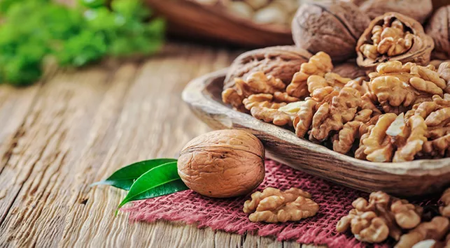 Ini 5 Manfaat Kacang Kenari untuk Kesehatan