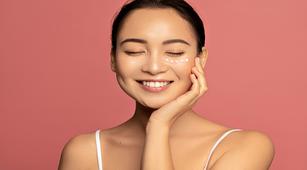 Seberapa Efektif Penggunaan Eye Cream untuk Atasi Mata Panda?