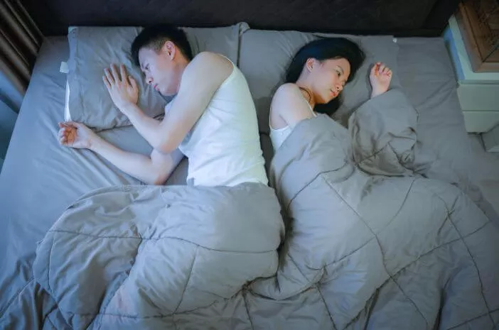 Posisi Tidur Pengaruhi Hubungan Pasangan yang Sudah Menikah