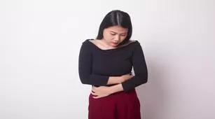 Obektlar bilan orgazmni tomosha qiling