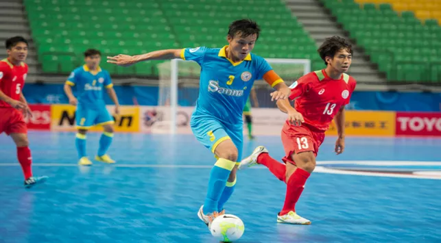 Sering Bermain Futsal Malam Hari, Ini Dampaknya bagi Kesehatan