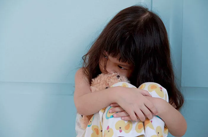 Tips Mengatasi Depresi Pertama pada Anak