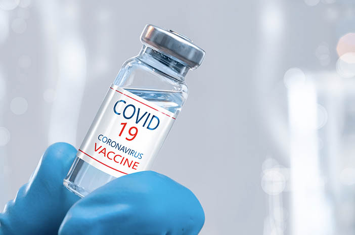 Relawan Bukan Terpapar COVID-19 dari Vaksin Corona