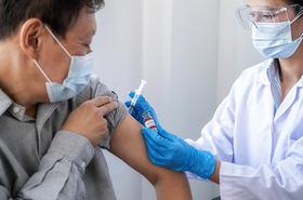 Ini Fakta Vaksin AstraZeneca yang Sebabkan Penggumpalan Darah