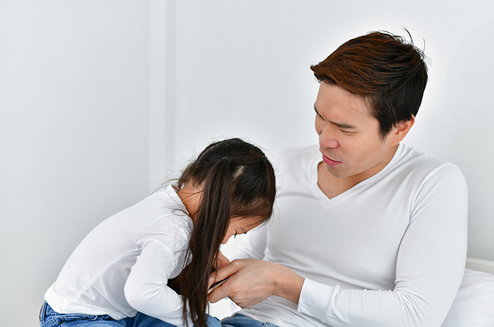 Ini Dampak Negatif Anak yang Terlalu Takut pada Orangtuanya