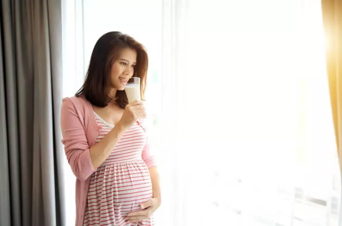 6 Makanan yang Baik Dikonsumsi saat Trimester Awal Kehamilan
