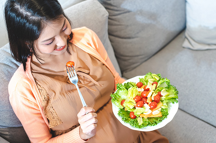 5 Makanan yang Sebaiknya Dikonsumsi saat Trimester 2