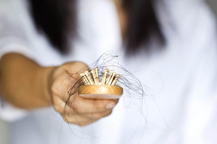 Ini 5 Alasan Tak Terduga Kerontokan Rambut