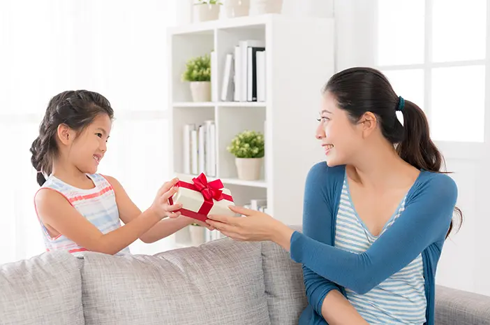 Berbagai Inspirasi Hadiah untuk Orangtua di Hari Ibu