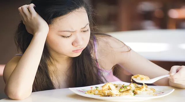 5 Jenis Gangguan Makan yang Dianggap Aneh