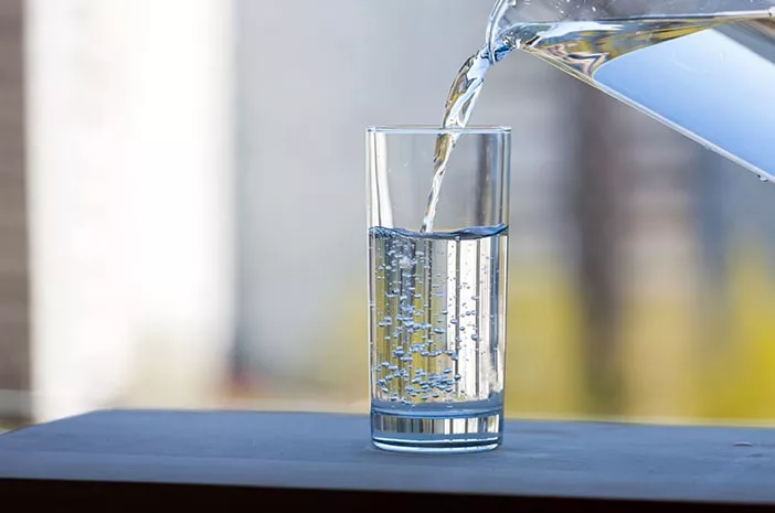 Manfaat Buka Puasa dengan Air Hangat untuk Kesehatan