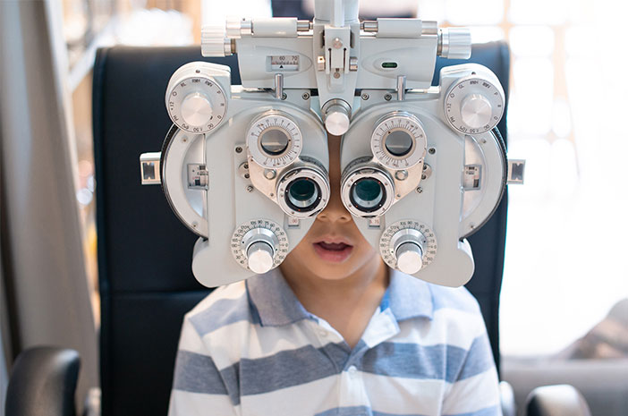 Ini 5 Cara Mengatasi Mata Malas pada Anak-Anak